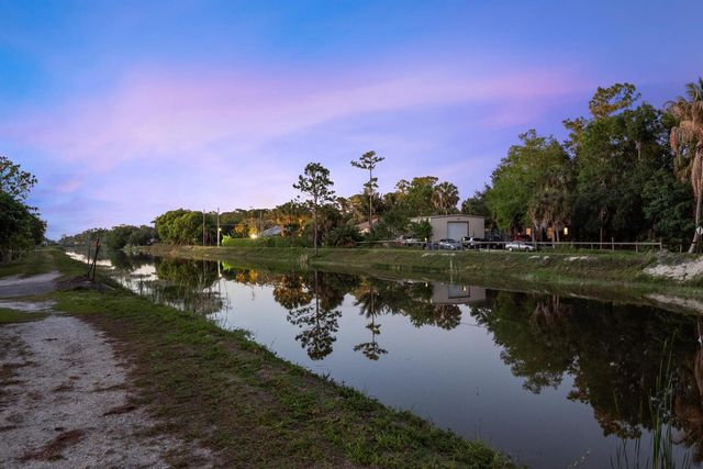 17038 N 61st Pl Place N, Loxahatchee, FL 33470