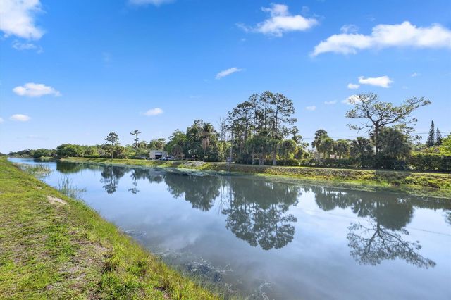 17038 N 61st Pl Place N, Loxahatchee, FL 33470