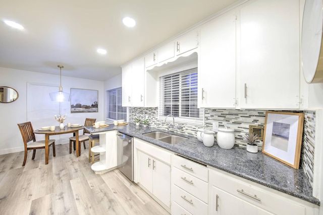 3849 E Dayton Ave, Fresno, CA 93726