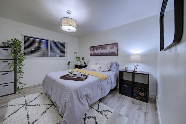 3849 E Dayton Ave, Fresno, CA 93726