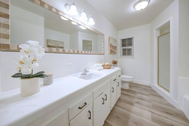 3849 E Dayton Ave, Fresno, CA 93726