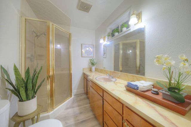 3849 E Dayton Ave, Fresno, CA 93726
