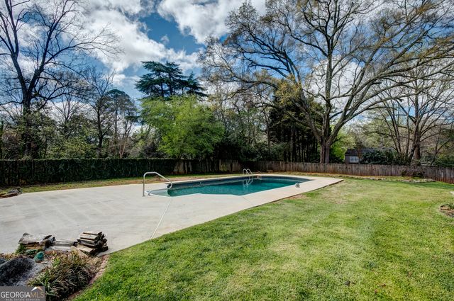 711 Maple Drive, Griffin, GA 30224