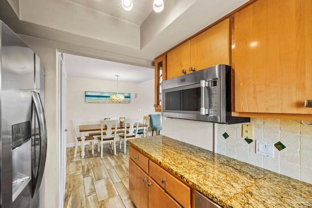 1304 Via Deluna Dr, Pensacola Beach, FL 32561