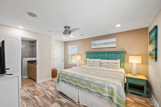 1304 Via Deluna Dr, Pensacola Beach, FL 32561