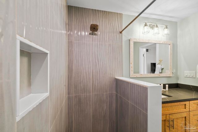 1304 Via Deluna Dr, Pensacola Beach, FL 32561