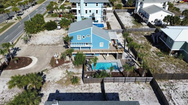 1304 Via Deluna Dr, Pensacola Beach, FL 32561