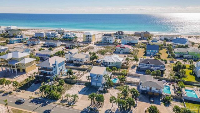 1304 Via Deluna Dr, Pensacola Beach, FL 32561