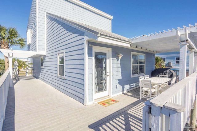 1304 Via Deluna Dr, Pensacola Beach, FL 32561