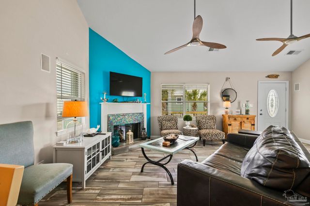 1304 Via Deluna Dr, Pensacola Beach, FL 32561