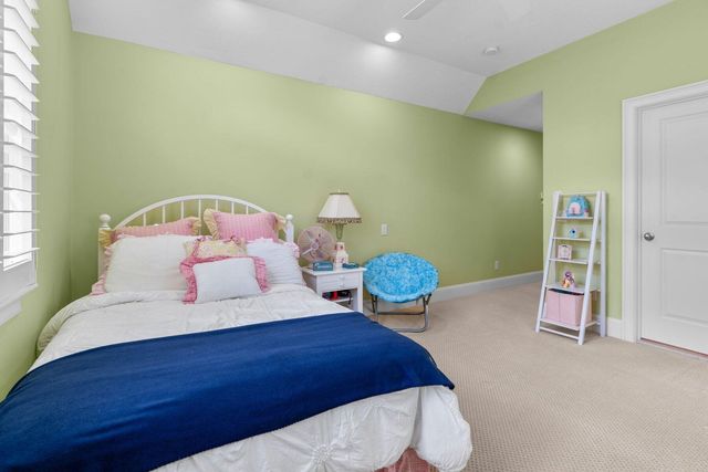 36 Troon Way, Mashpee, MA 02649