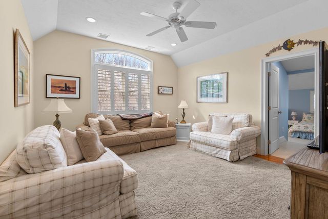 36 Troon Way, Mashpee, MA 02649