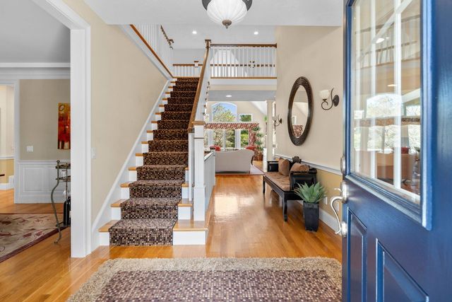 36 Troon Way, Mashpee, MA 02649