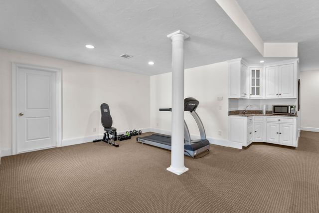 36 Troon Way, Mashpee, MA 02649