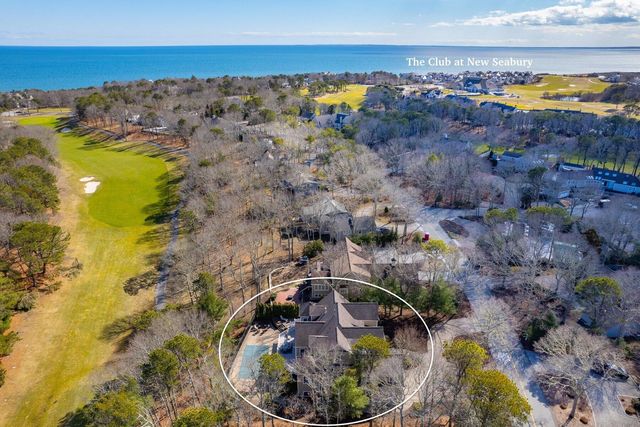 36 Troon Way, Mashpee, MA 02649