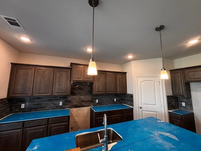 140 Hillview Trail, Decatur, TX 76234