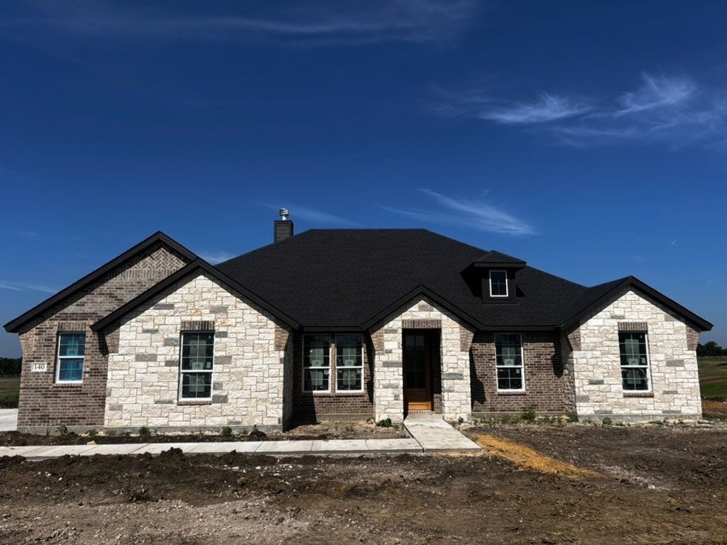 140 Hillview Trail, Decatur, TX 76234