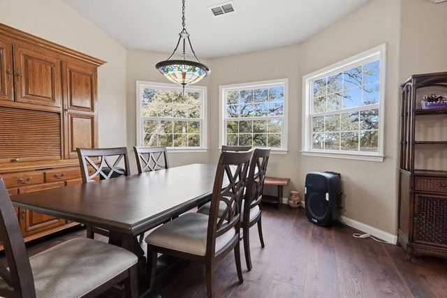 19890 Perimeter Rd, Grass Valley, CA 95949