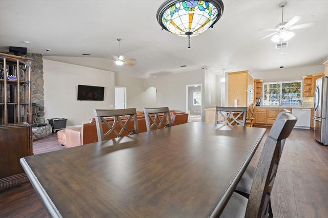 19890 Perimeter Rd, Grass Valley, CA 95949