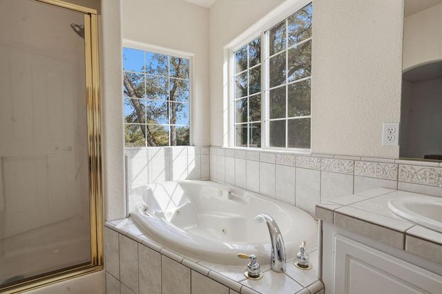 19890 Perimeter Rd, Grass Valley, CA 95949