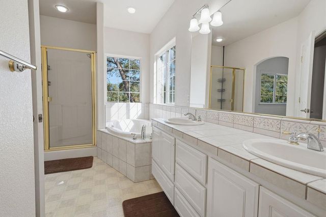 19890 Perimeter Rd, Grass Valley, CA 95949