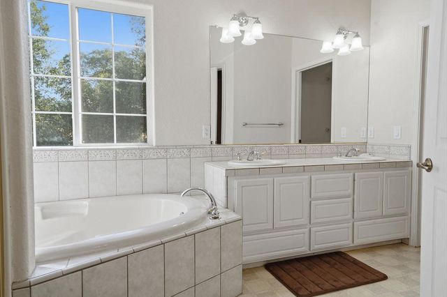 19890 Perimeter Rd, Grass Valley, CA 95949