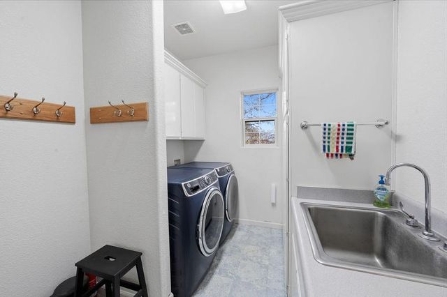 19890 Perimeter Rd, Grass Valley, CA 95949
