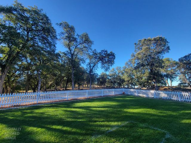 19890 Perimeter Rd, Grass Valley, CA 95949