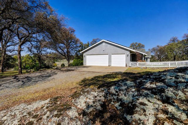 19890 Perimeter Rd, Grass Valley, CA 95949