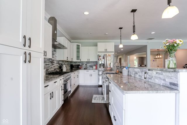 2200 Sunnybrook Lane, Lebanon, IN 46052