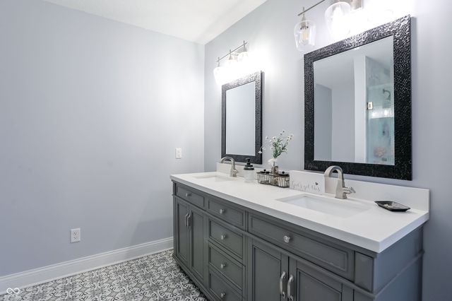 2200 Sunnybrook Lane, Lebanon, IN 46052