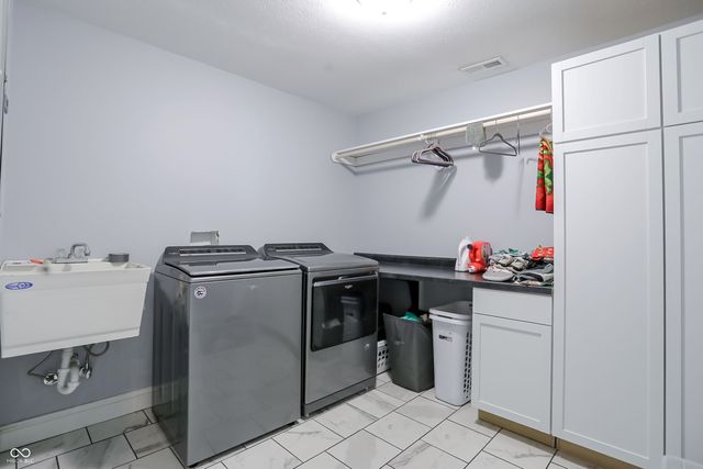 2200 Sunnybrook Lane, Lebanon, IN 46052