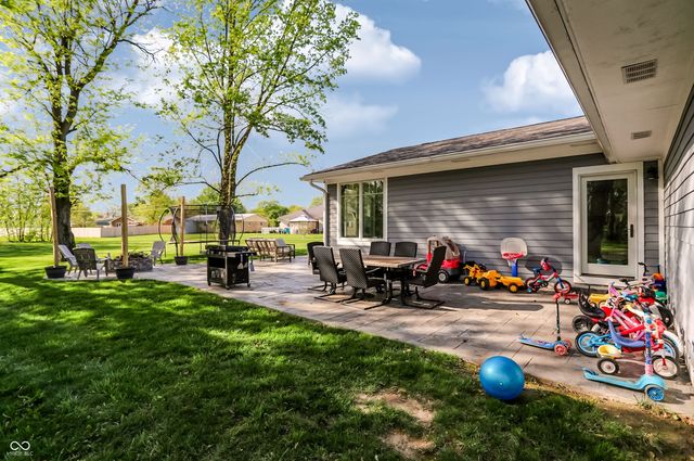 2200 Sunnybrook Lane, Lebanon, IN 46052