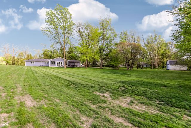 2200 Sunnybrook Lane, Lebanon, IN 46052
