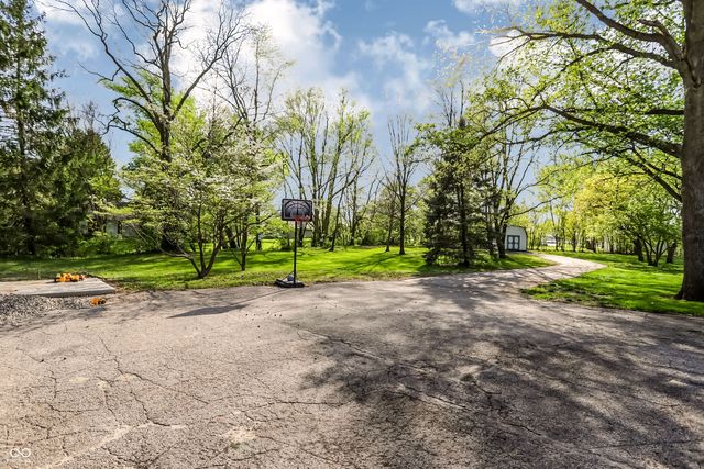 2200 Sunnybrook Lane, Lebanon, IN 46052
