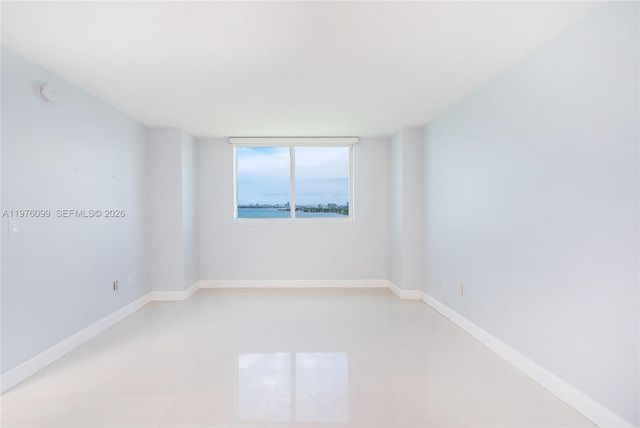 1800 N Bayshore Dr 2503, Miami, FL 33132