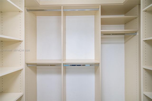 1800 N Bayshore Dr 2503, Miami, FL 33132