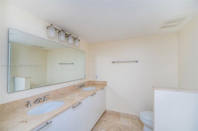 1800 N Bayshore Dr 2503, Miami, FL 33132