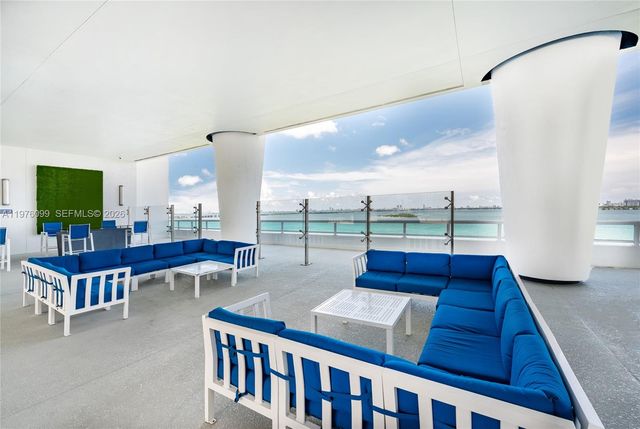 1800 N Bayshore Dr 2503, Miami, FL 33132