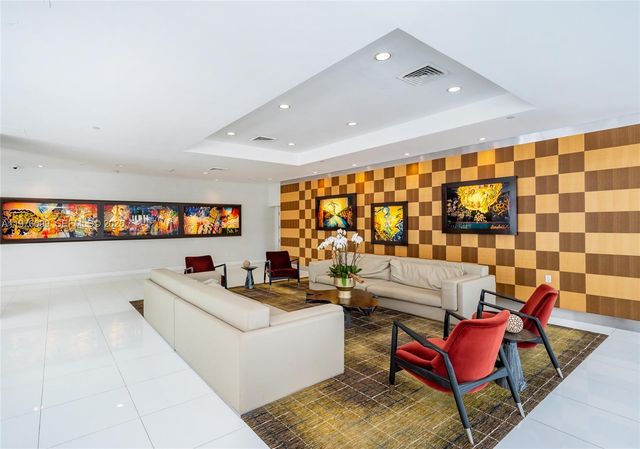 1800 N Bayshore Dr 2503, Miami, FL 33132