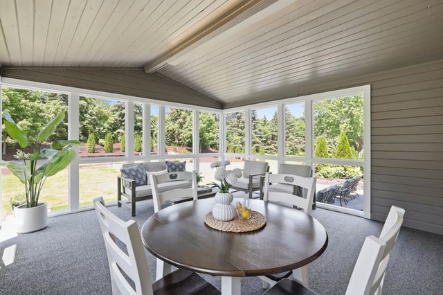 2734 Shadow Wood Court, Chaska, MN 55318