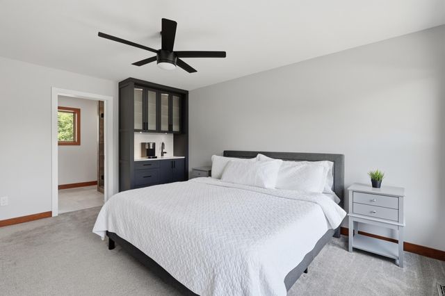 2734 Shadow Wood Court, Chaska, MN 55318