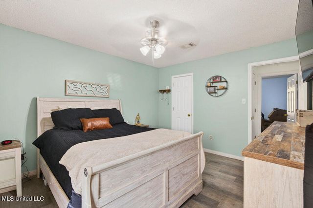 43 Pine Hill Drive, Carriere, MS 39426