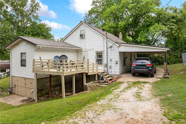 1505 N Spring Road, Harrison, AR 72601