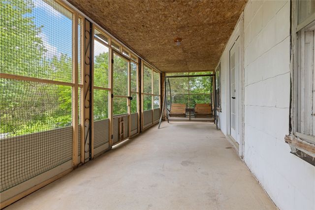 1505 N Spring Road, Harrison, AR 72601