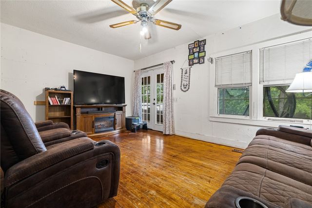 1505 N Spring Road, Harrison, AR 72601
