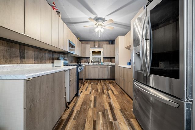 1505 N Spring Road, Harrison, AR 72601