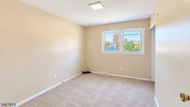 34 Winthrop Dr, Manalapan Twp., NJ 07726