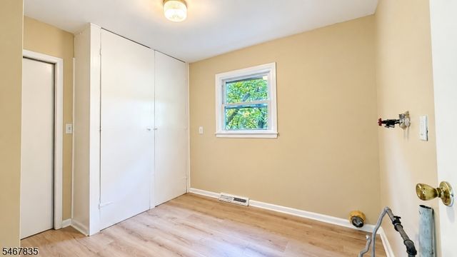 34 Winthrop Dr, Manalapan Twp., NJ 07726
