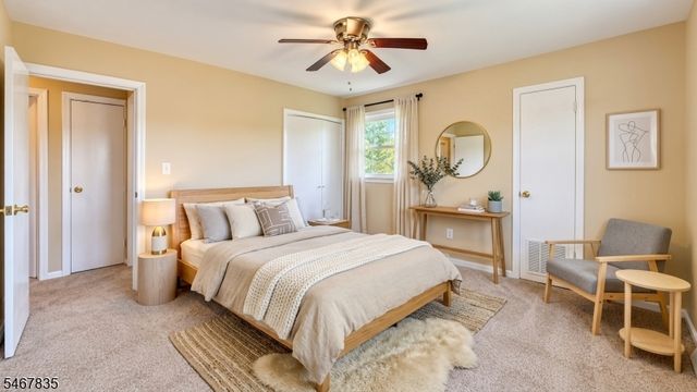 34 Winthrop Dr, Manalapan Twp., NJ 07726